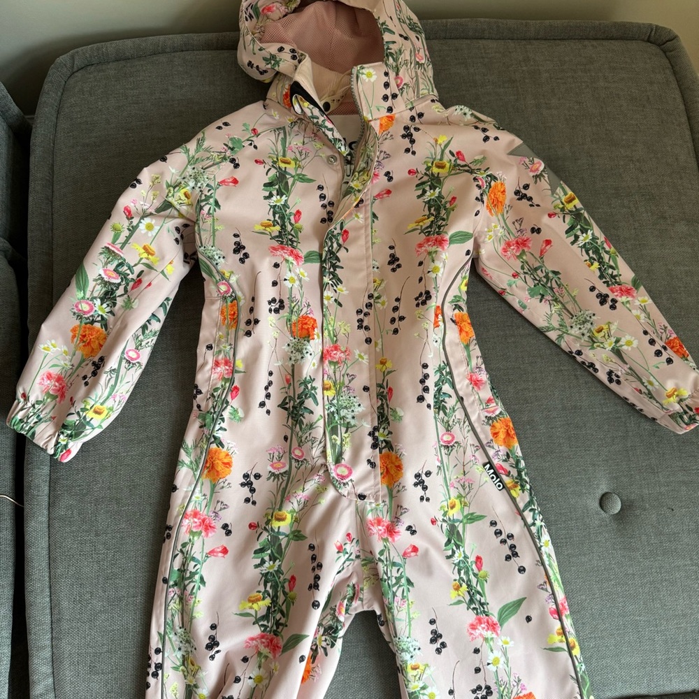 Milo kids floral print waterproof snowsuit size104 4Y